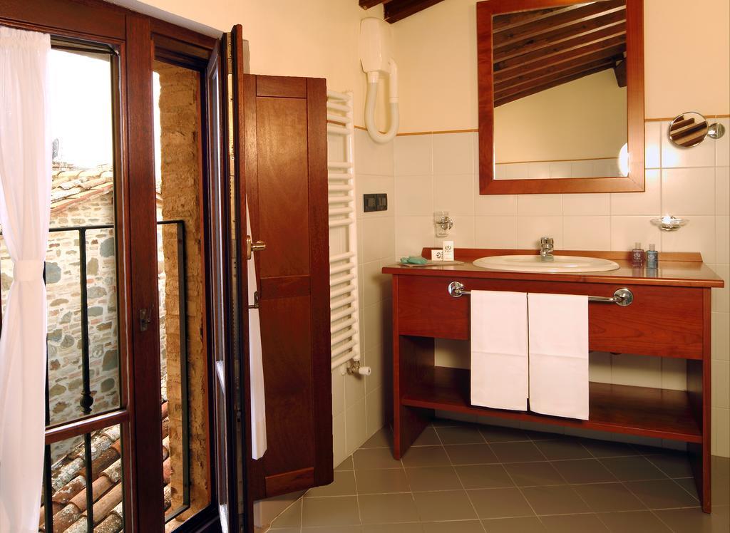 Relais La Corte Di Бетонна Номер фото